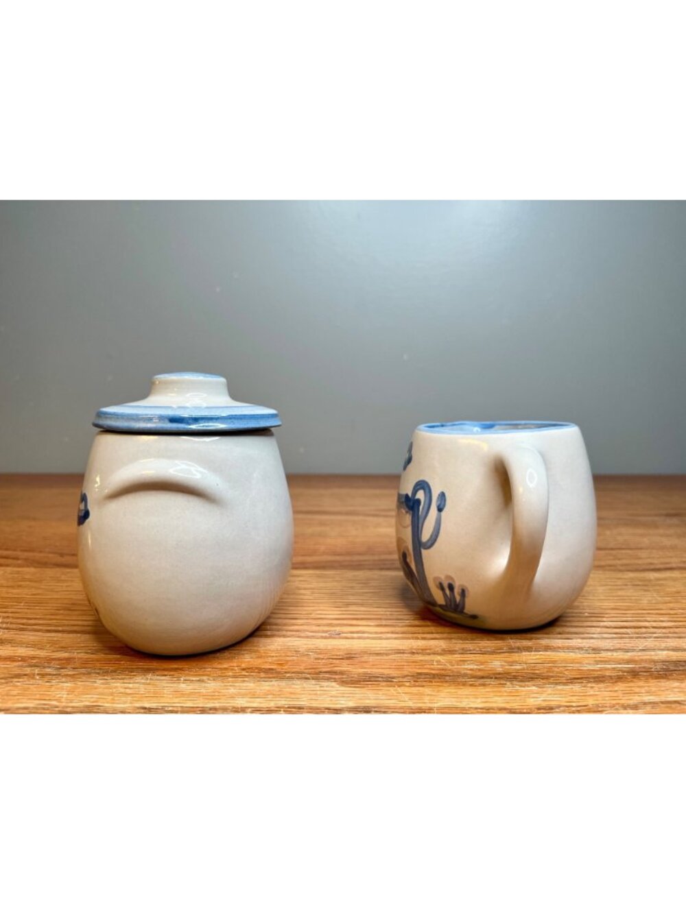 Vintage M.A. Hadley Stoneware Sugar Bowl & Creamer, Hand-Painted Farm Animal The - Picture 4 of 14
